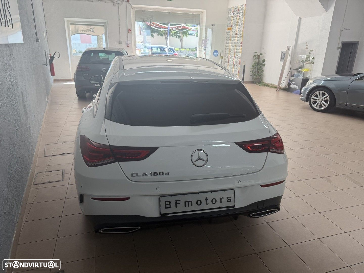 Mercedes-Benz CLA 180 d Shooting Brake AMG Line Aut. - 5