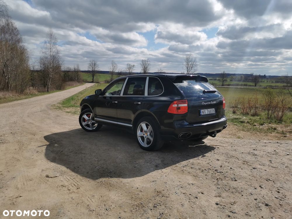 Porsche Cayenne - 11