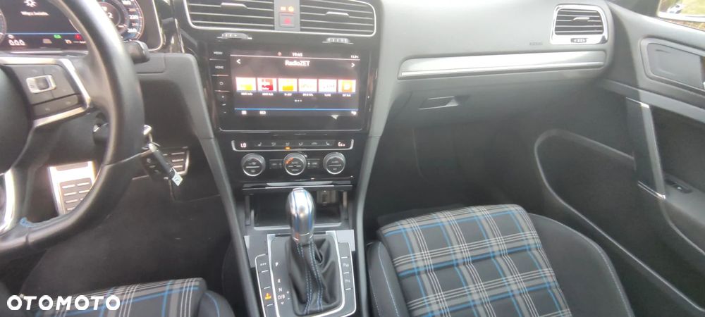 Volkswagen Golf 1.4 GTE Plug-In-Hybrid DSG - 17