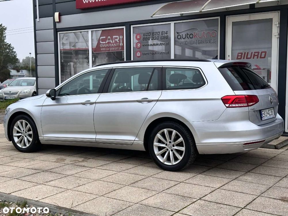Volkswagen Passat - 16
