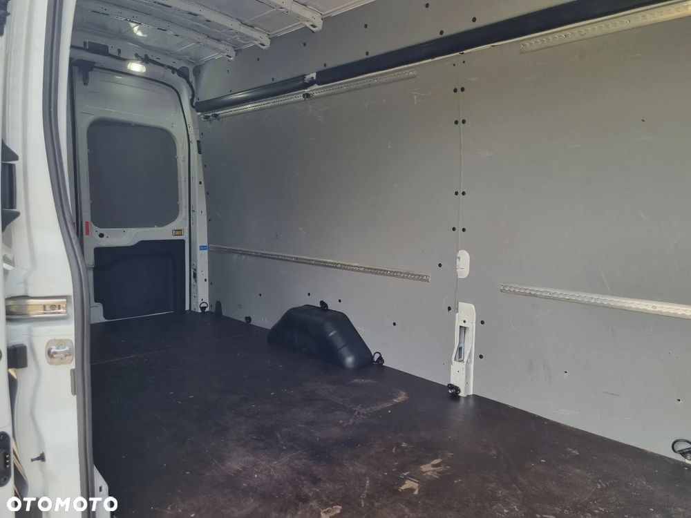Ford Transit L4H3 - 15