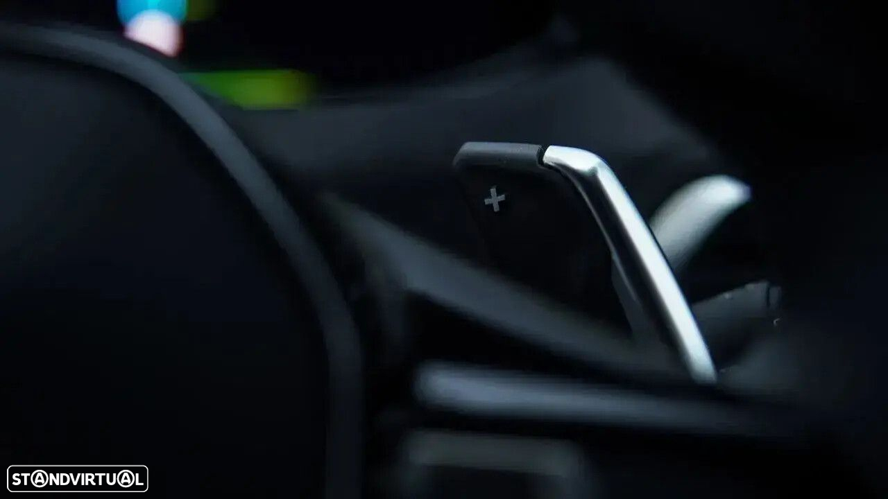 Peugeot 3008 1.6 Hybrid Allure Pack e-EAT8 - 36