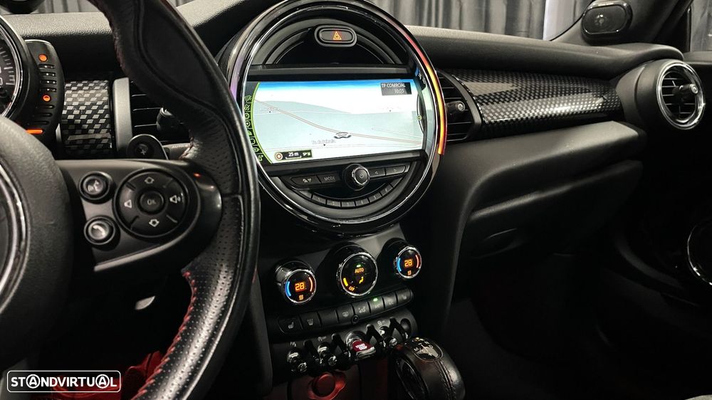 MINI 3 Portas Cooper SD Auto - 21