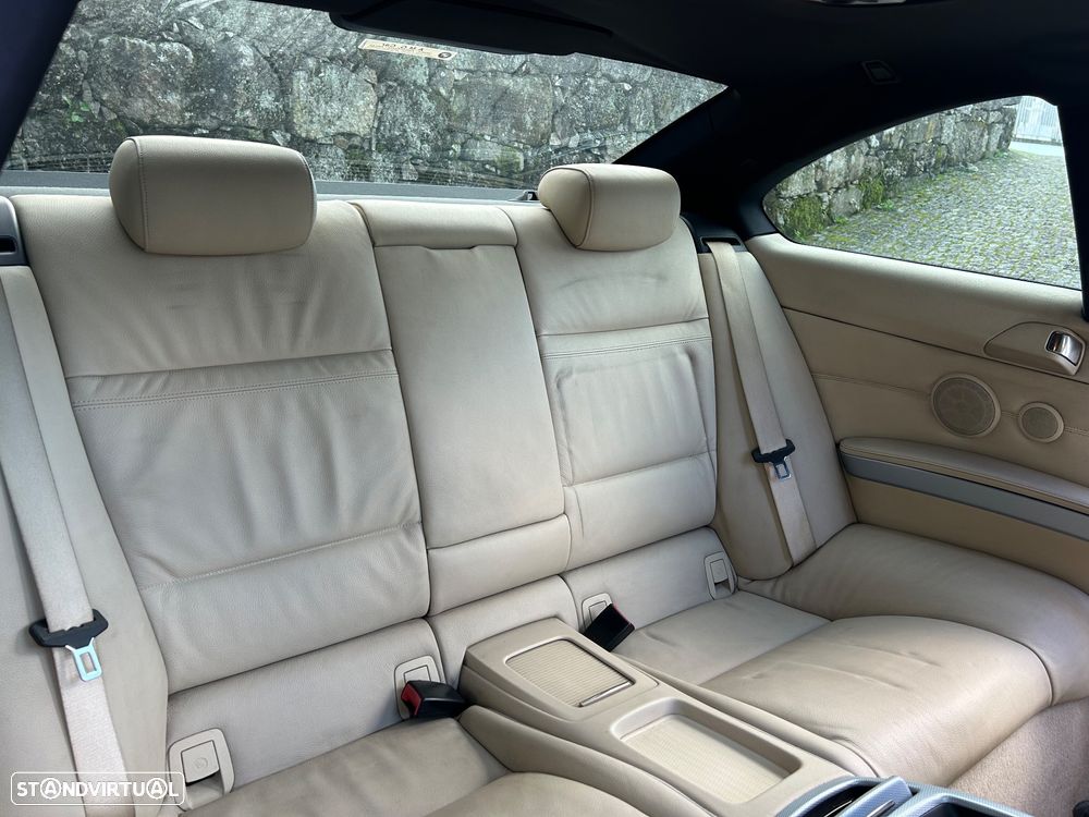 BMW 320 d Coupe - 15