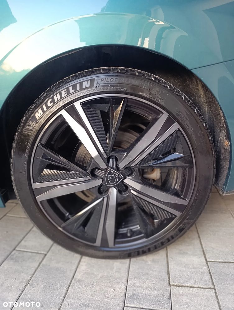 Peugeot 308 1.2 PureTech GPF GT Pack S&S EAT8 - 10