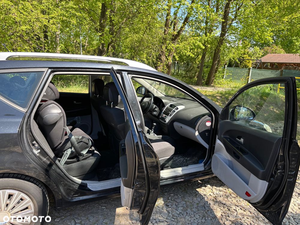 Kia Ceed 1.6 Comfort + - 1