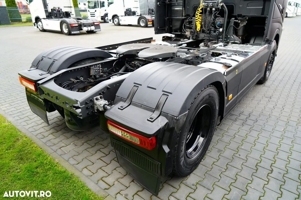 Volvo FH 500 / SISTEM HIDRAULIC / NEGRU MAT ORIGINAL / EURO 6 - 16