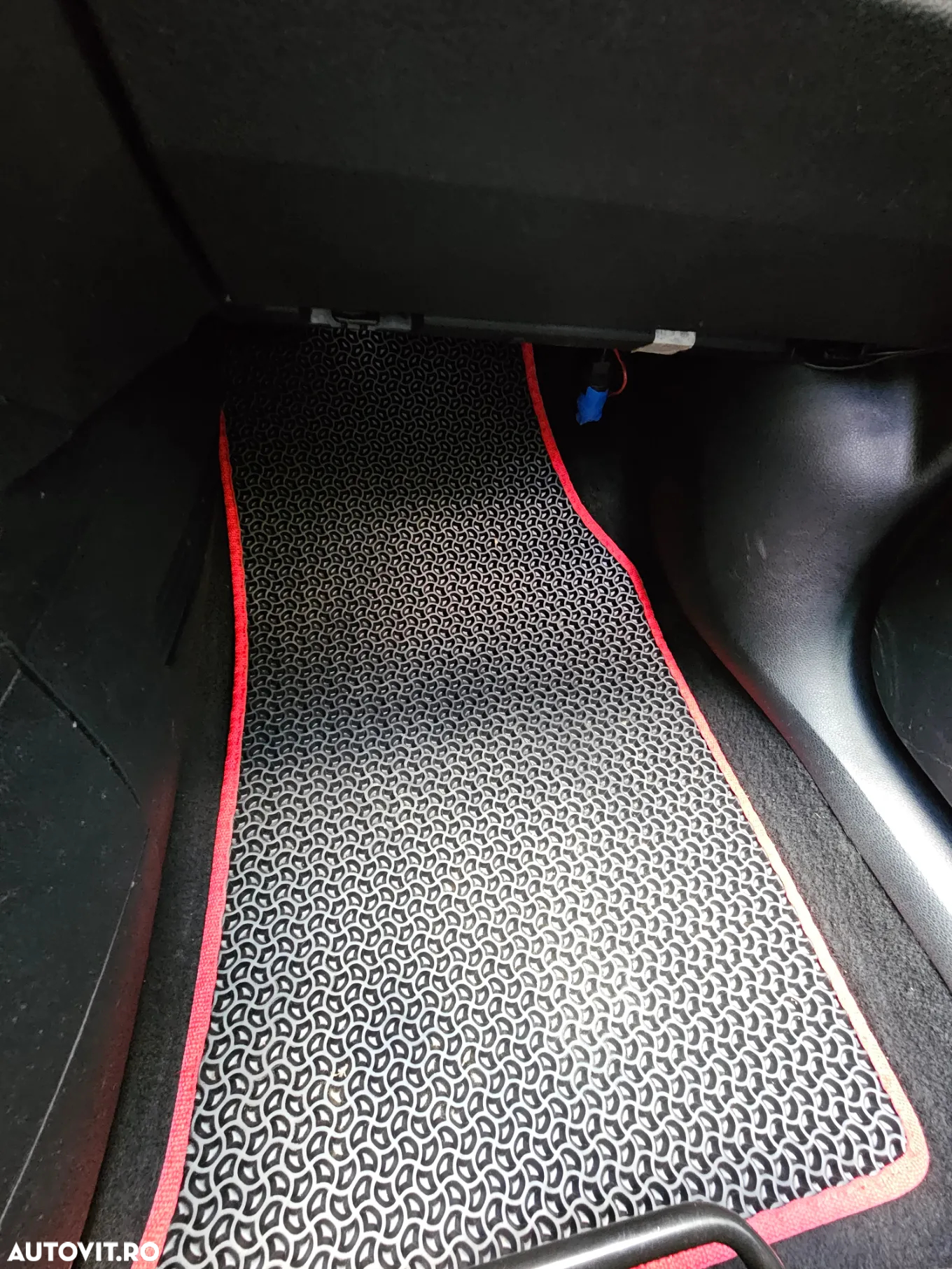 Ford Fiesta - 11