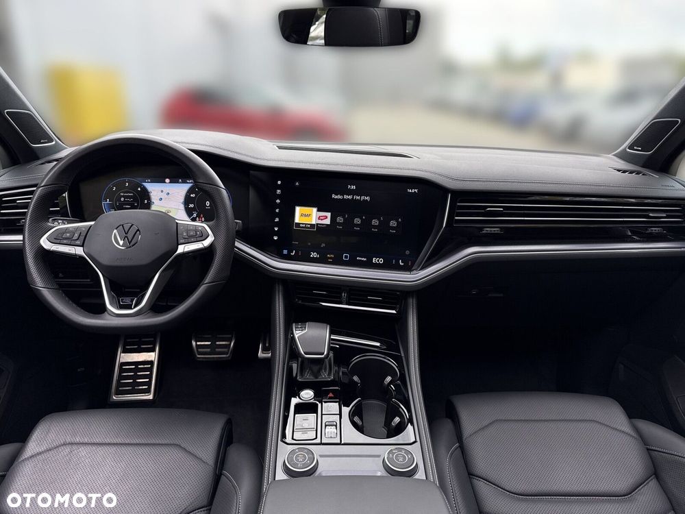 Volkswagen Touareg - 25