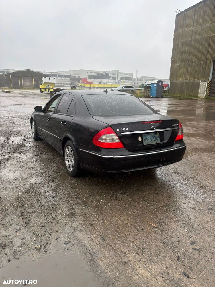 Mercedes-Benz E - 14
