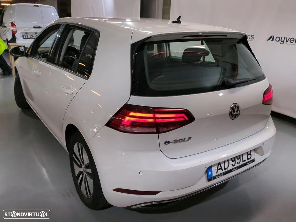 VW e-Golf AC/DC - 2