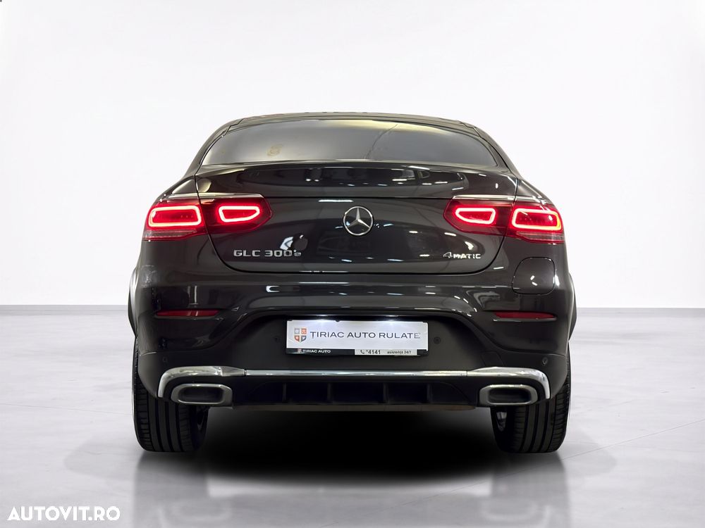 Mercedes-Benz GLC Coupe 300 e 4MATIC - 5