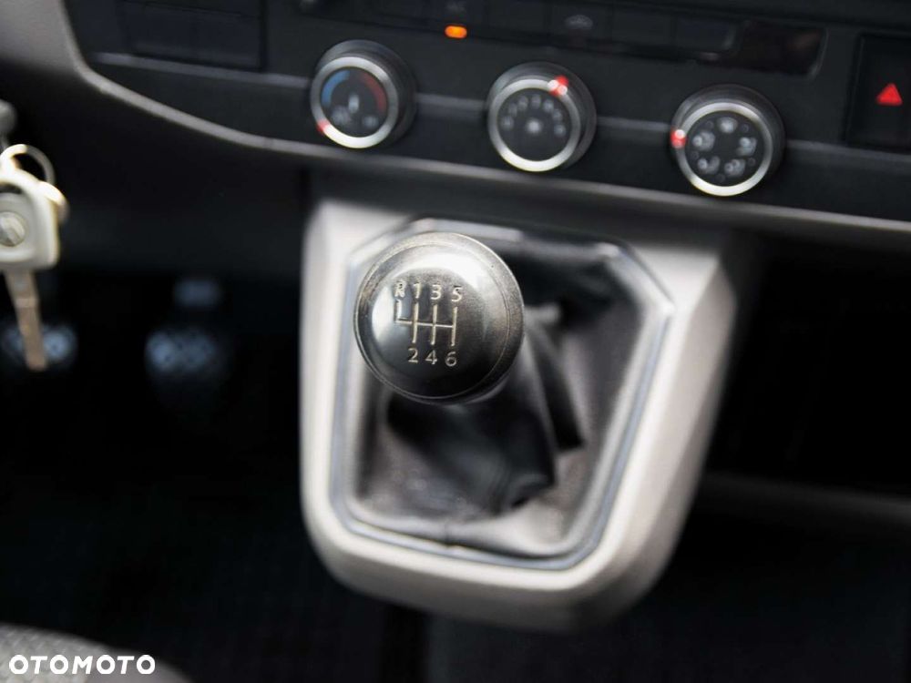 Volkswagen Volkswagen Transporter T6  DOKA BRYGADÓWKA 6 OSÓB FV23% - 21