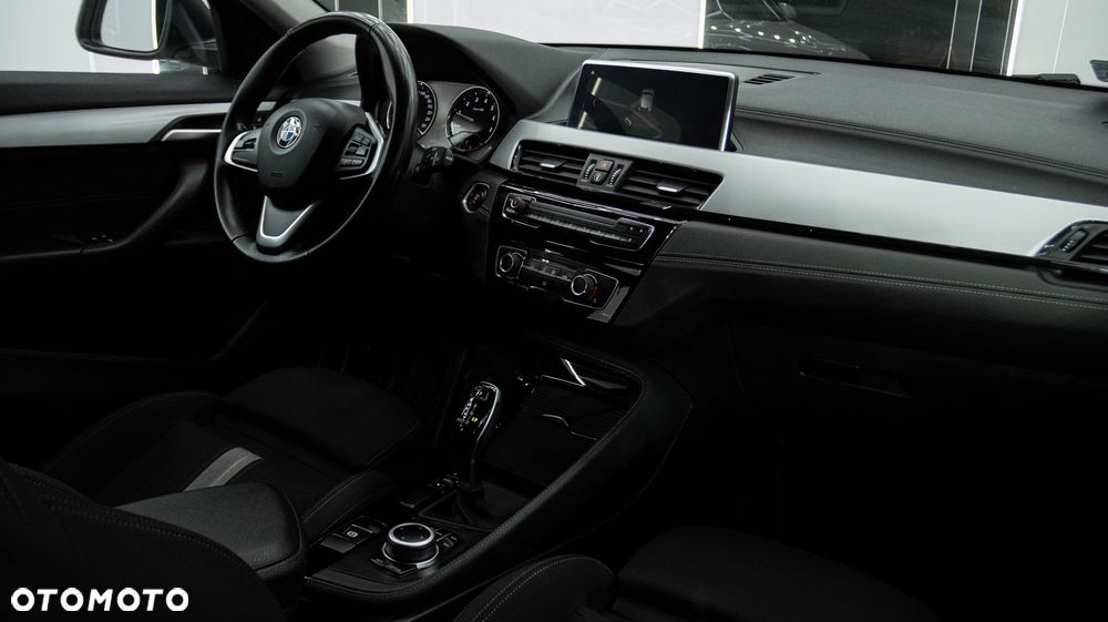 BMW X2 sDrive18i GPF Business Edition - 14