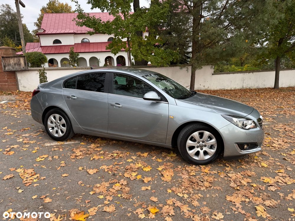 Opel Insignia - 22