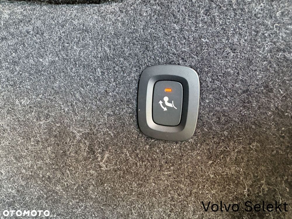 Volvo XC 40 - 23