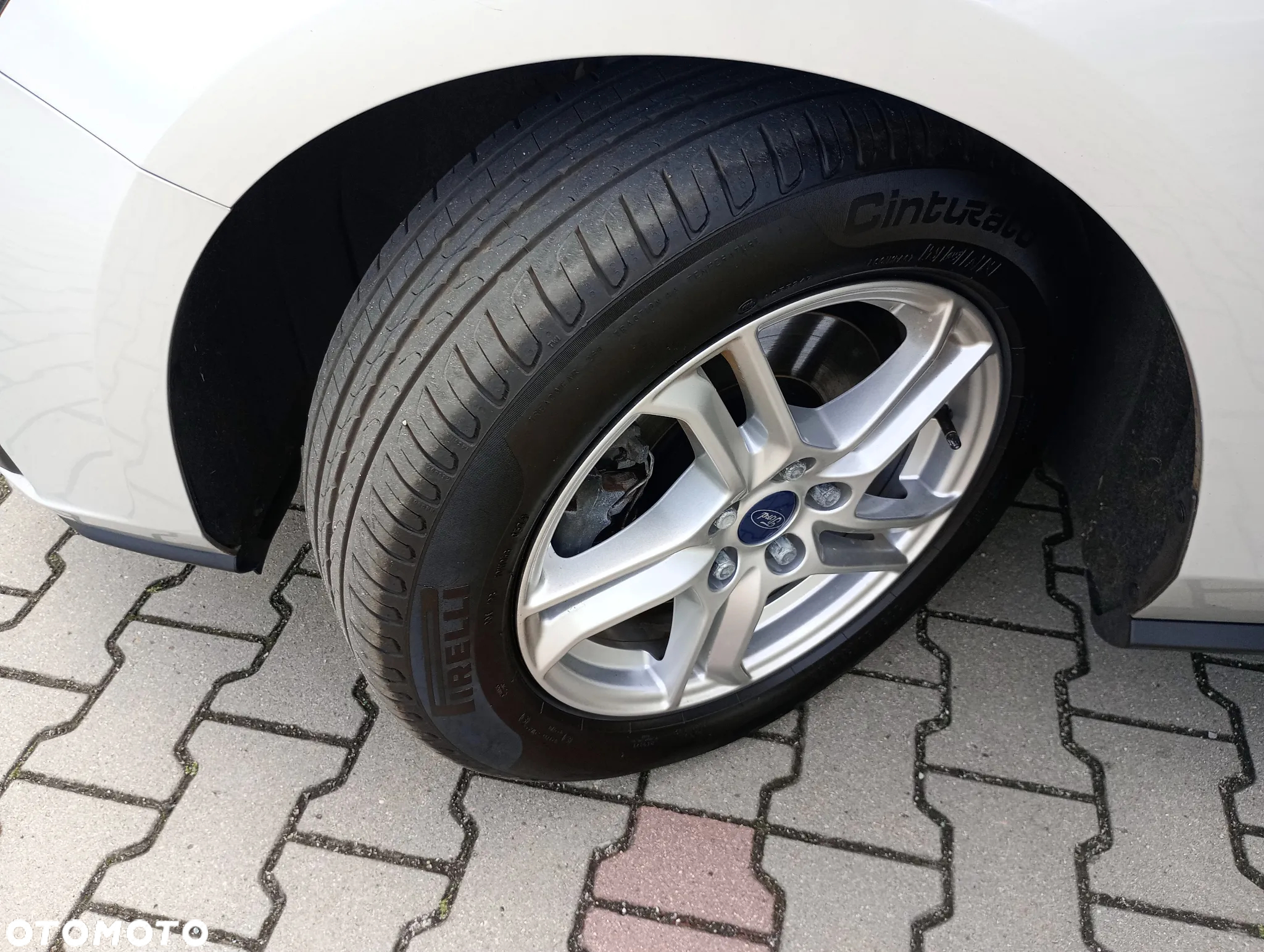 Ford Focus 1.5 EcoBlue Start-Stopp-System COOL&CONNECT DESIGN - 30