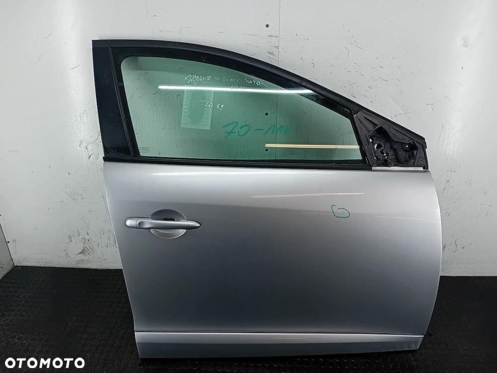 DRZWI PRZÓD PRAWY RENAULT MEGANE III TED69 KOMBI - 1