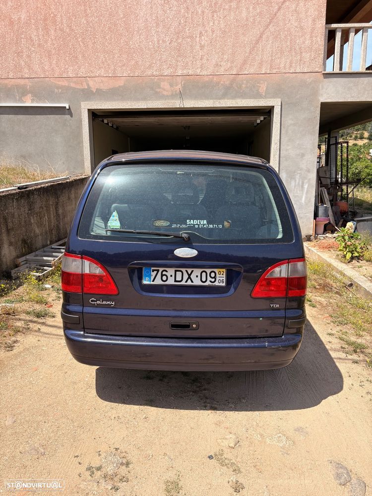Ford Galaxy TDI Ambiente - 10