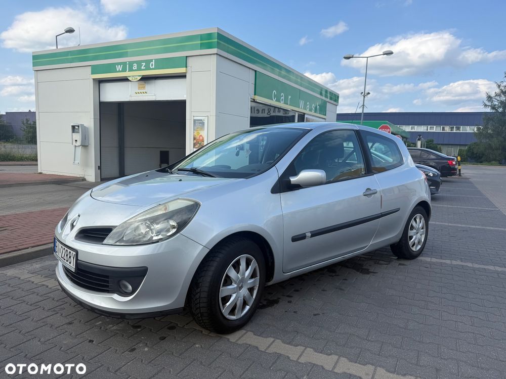Renault Clio 1.6 16V Expression - 3