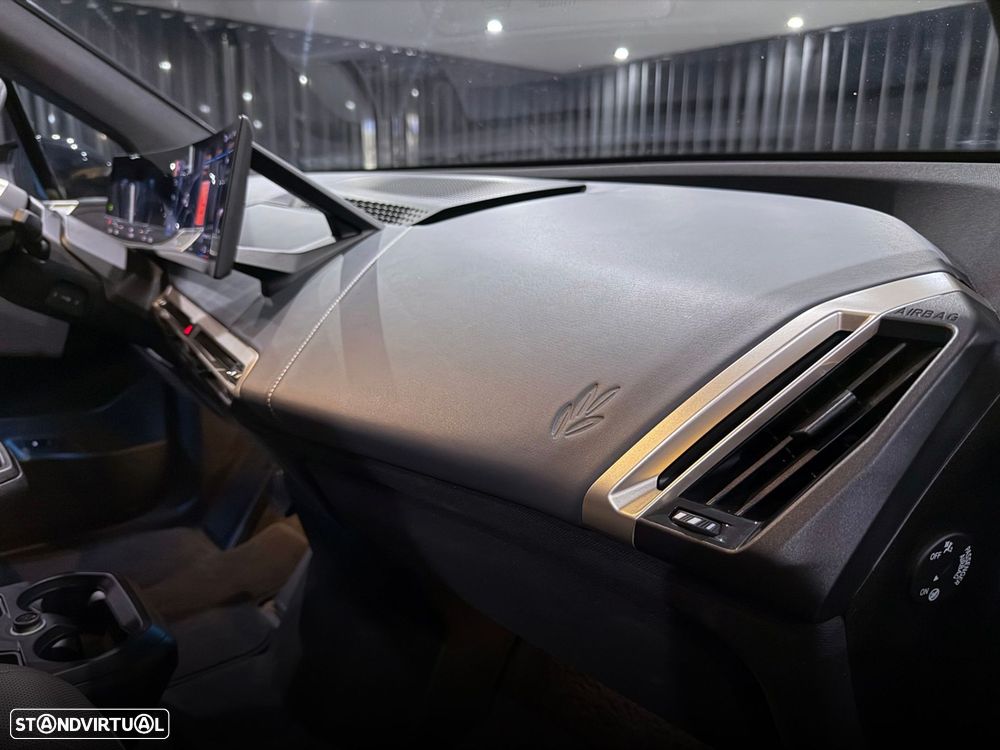 BMW iX xDrive 40 - 43