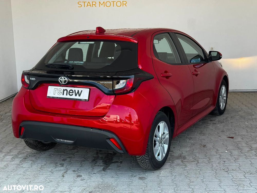 Toyota Yaris 1.5 L Dynamic - 3