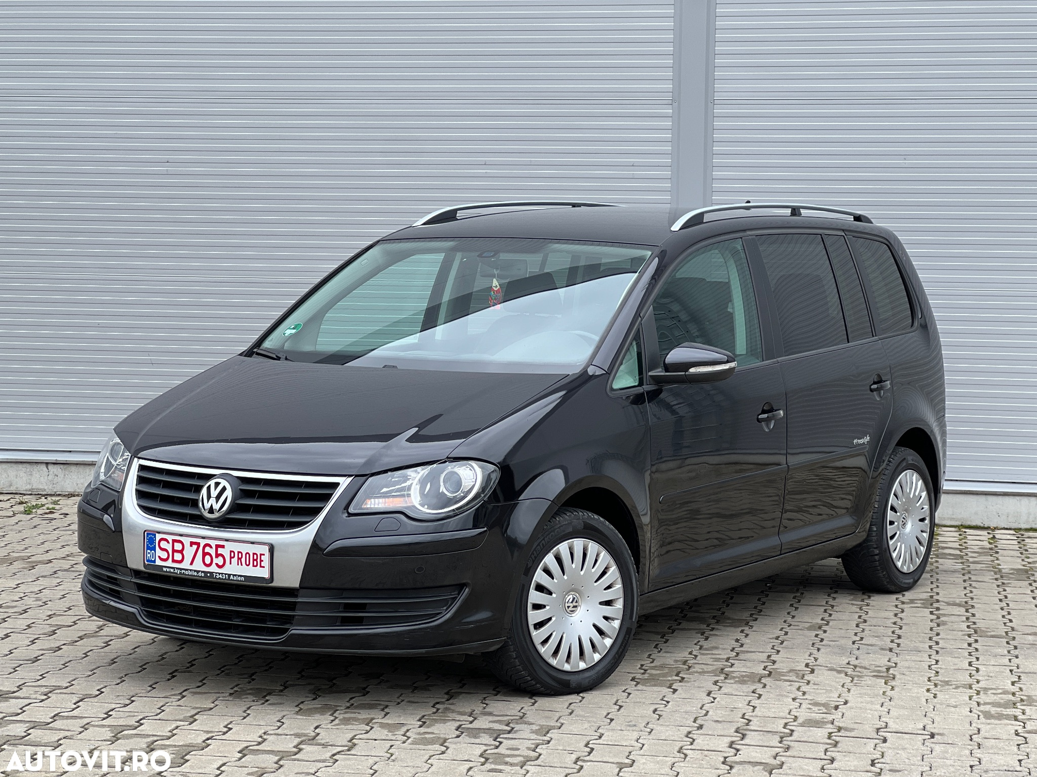 Volkswagen Touran 2.0 TDI Freestyle - 4