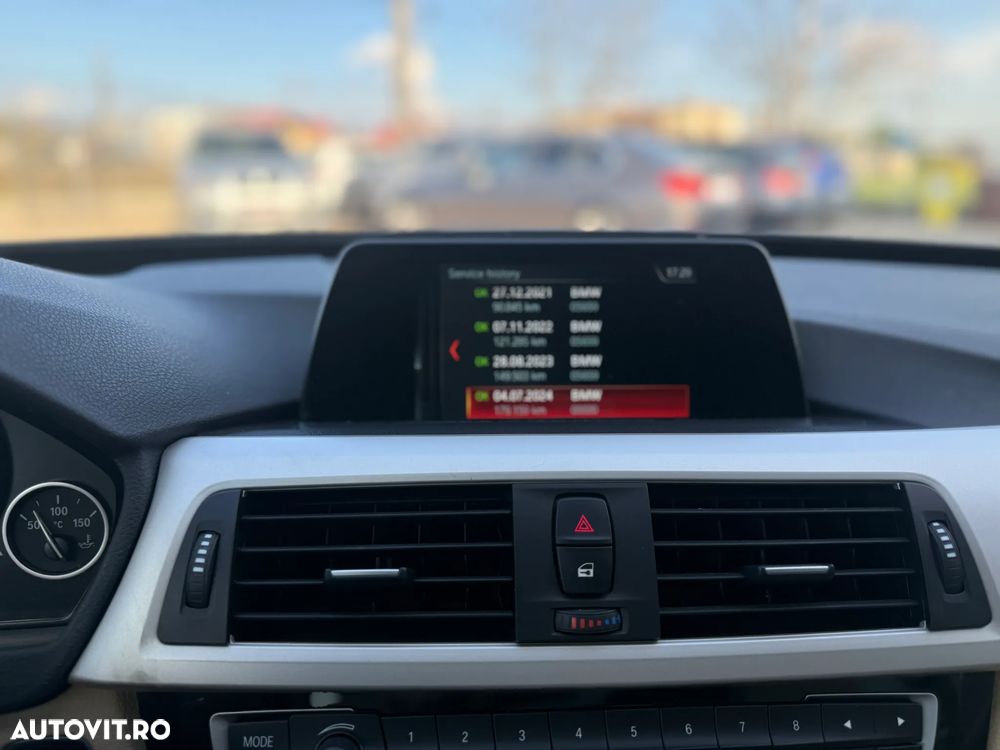 BMW Seria 3 318d Aut. Advantage - 25