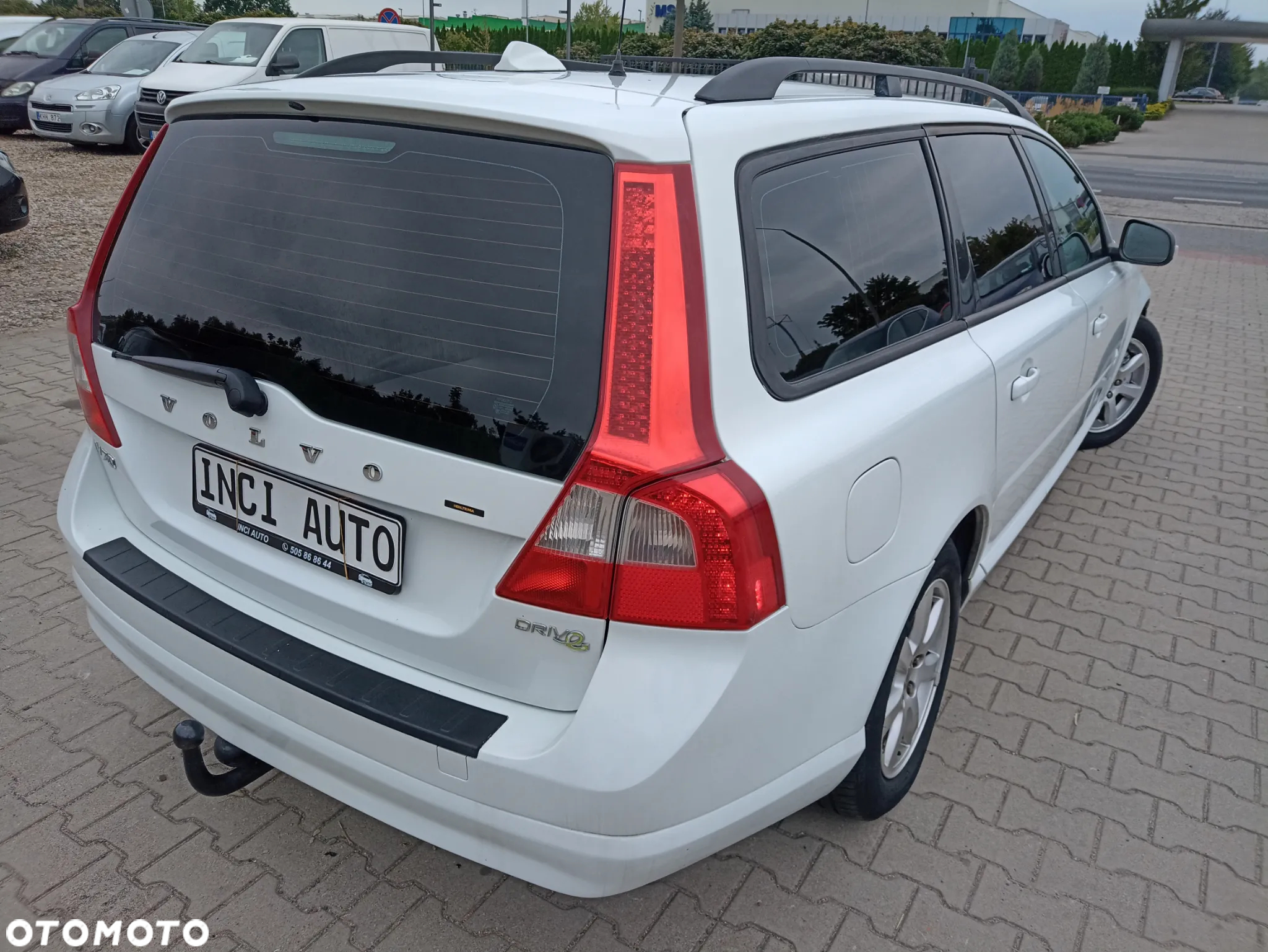 Volvo V70 1.6D DRIVe Kinetic - 9