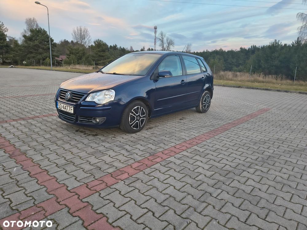 Volkswagen Polo 1.4 16V Trendline - 2