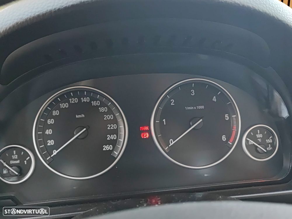 BMW 525 d Auto - 17