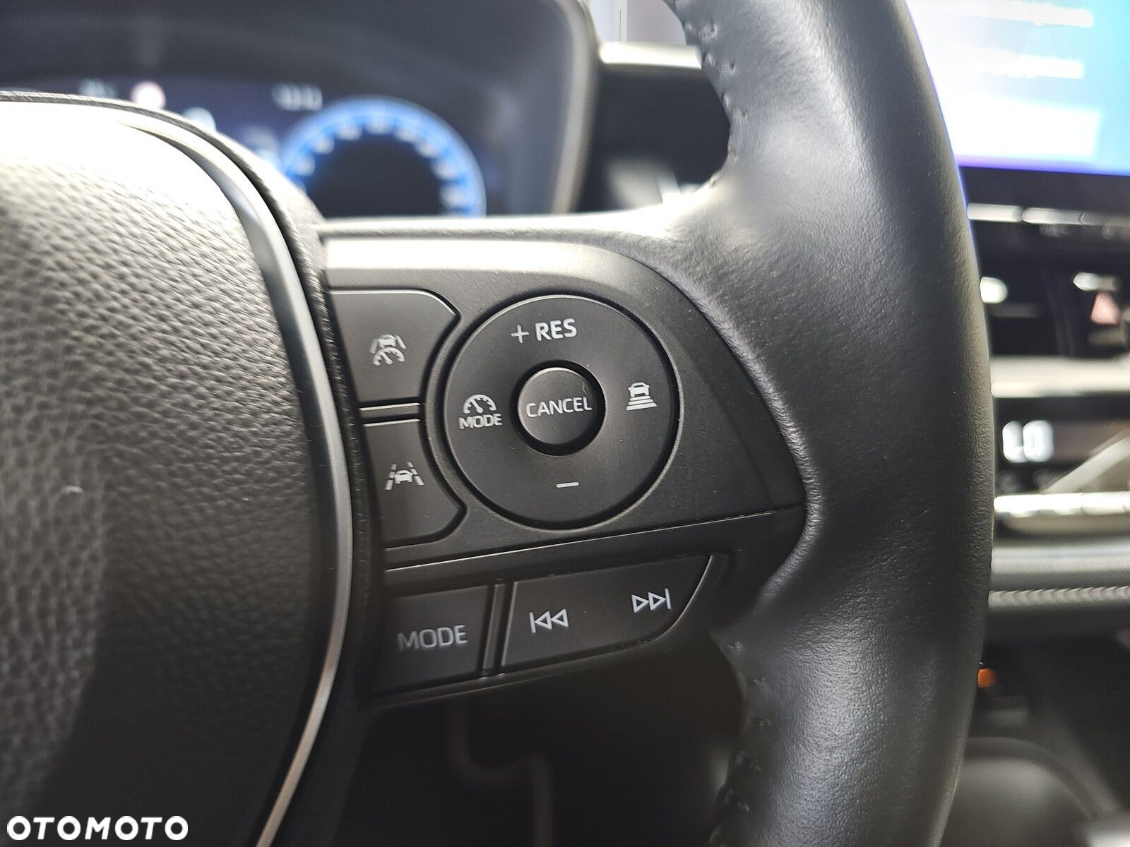 Toyota Corolla 2.0 Hybrid Comfort - 17