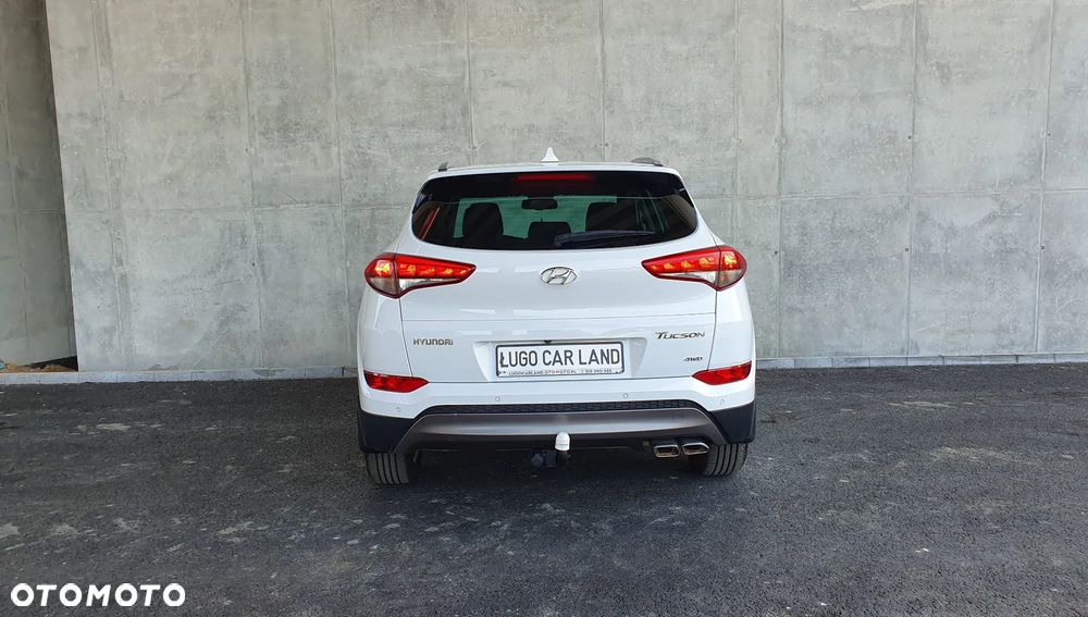 Hyundai Tucson 2.0 CRDi 4WD Trend - 11