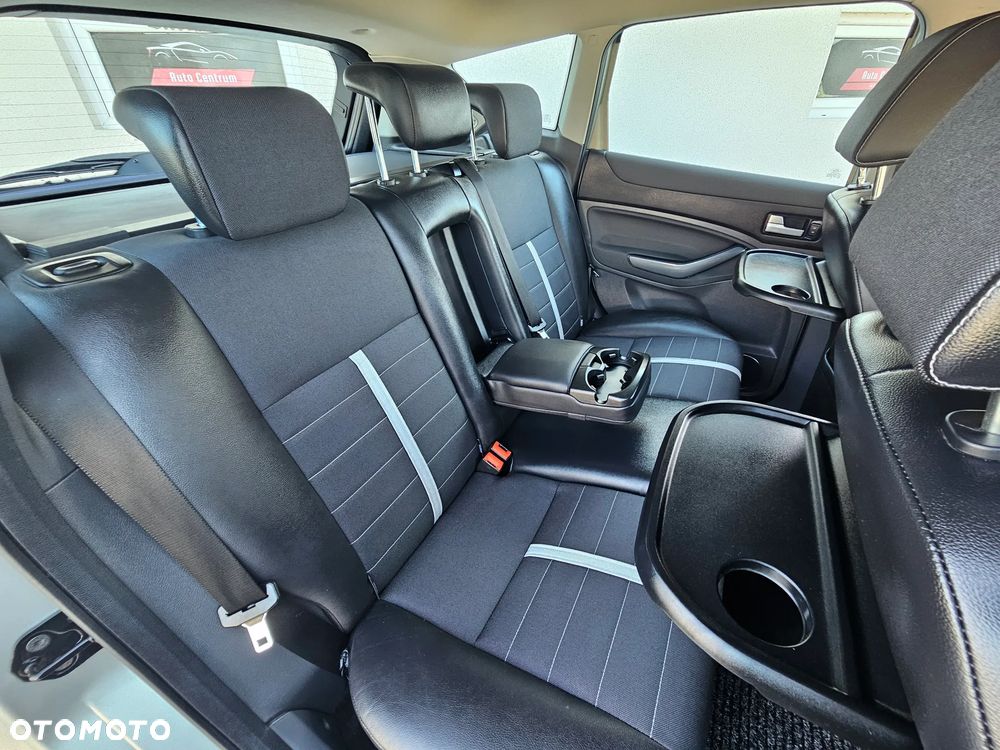 Ford Kuga 2.0 TDCi Trend - 12