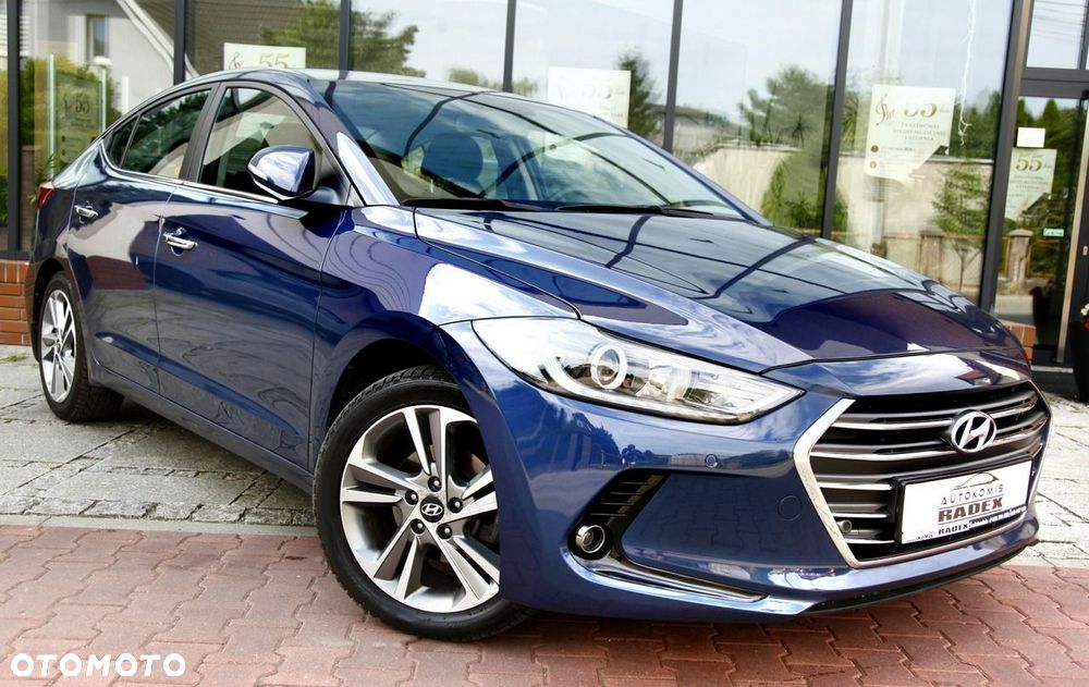 Hyundai Elantra - 5