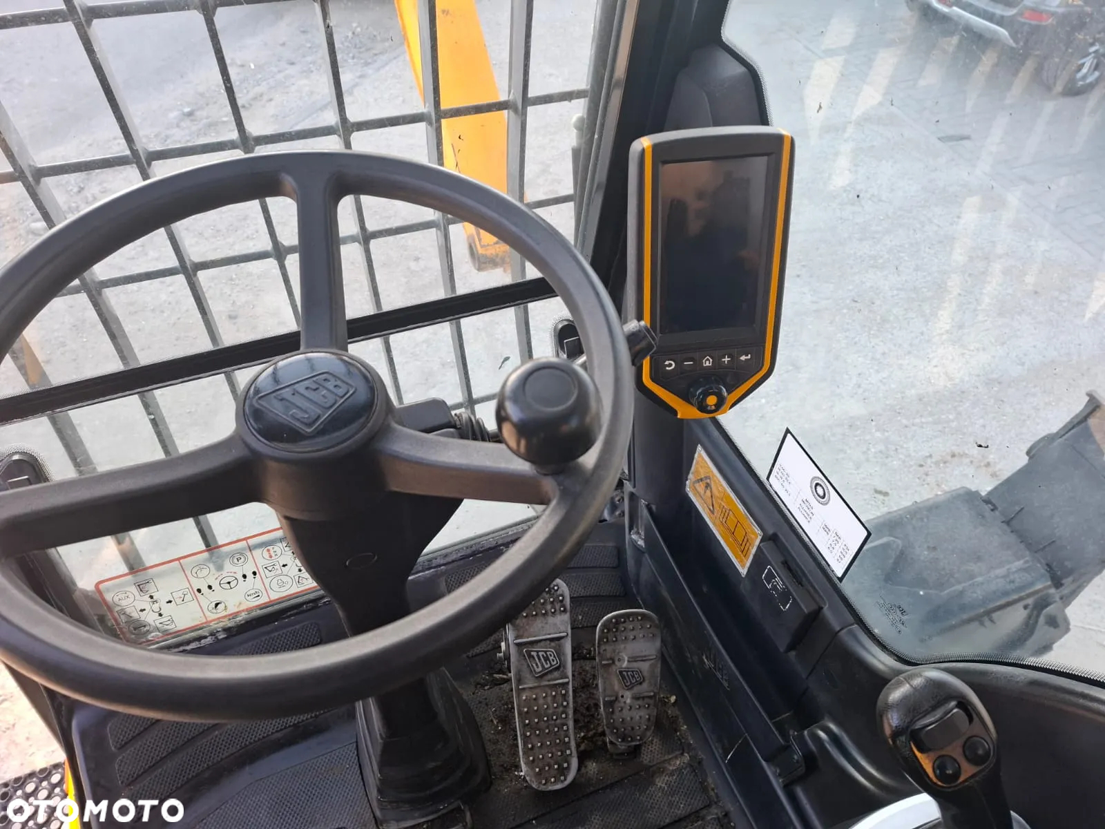 JCB JS 200W - 16