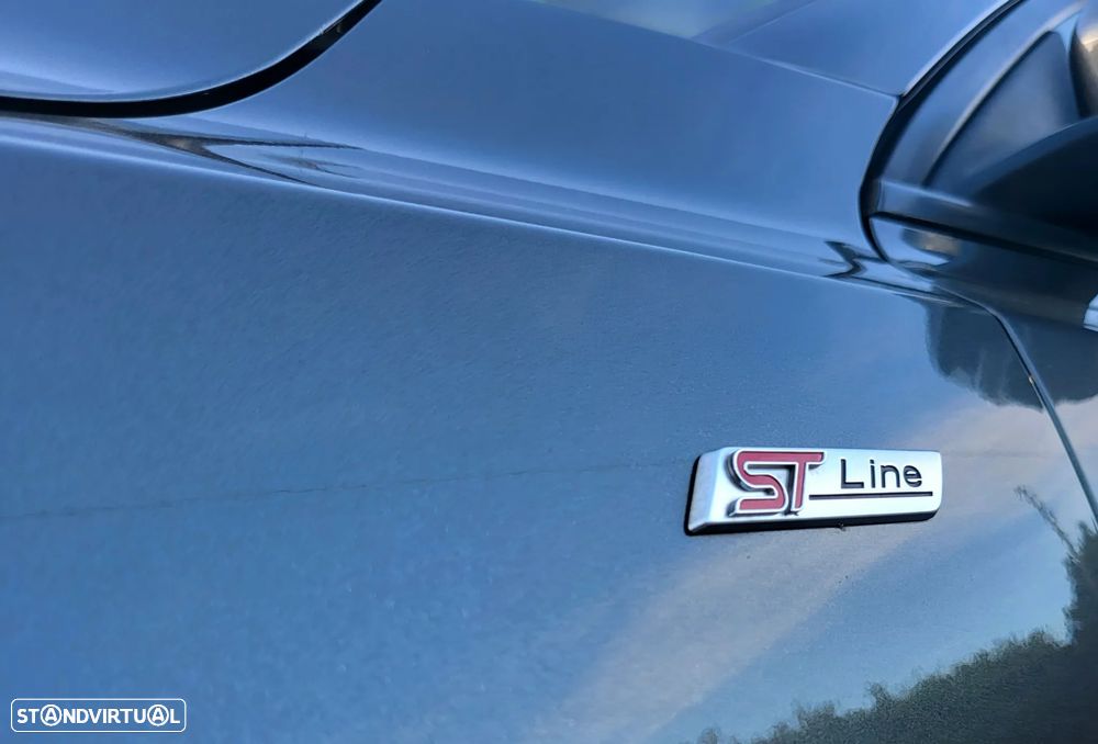 Ford Focus 1.5 TDCi EcoBlue ST-Line - 17