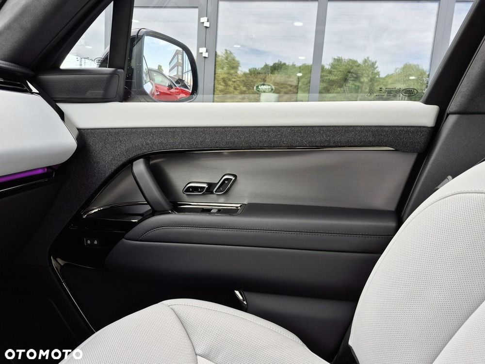 Land Rover Range Rover Sport - 37