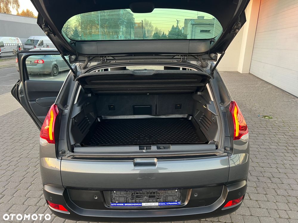 Peugeot 3008 HDi 115 Allure - 11