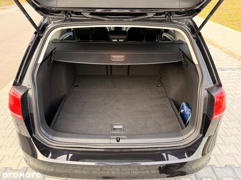 Volkswagen Golf 1.4 TSI BMT Highline - 34