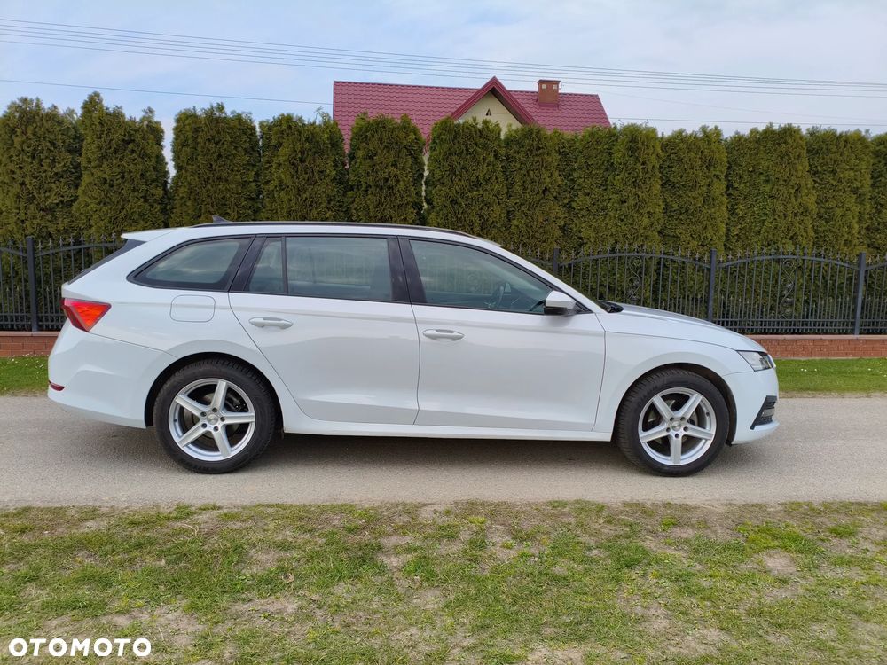 Skoda Octavia 2.0 TDI DSG Style - 1