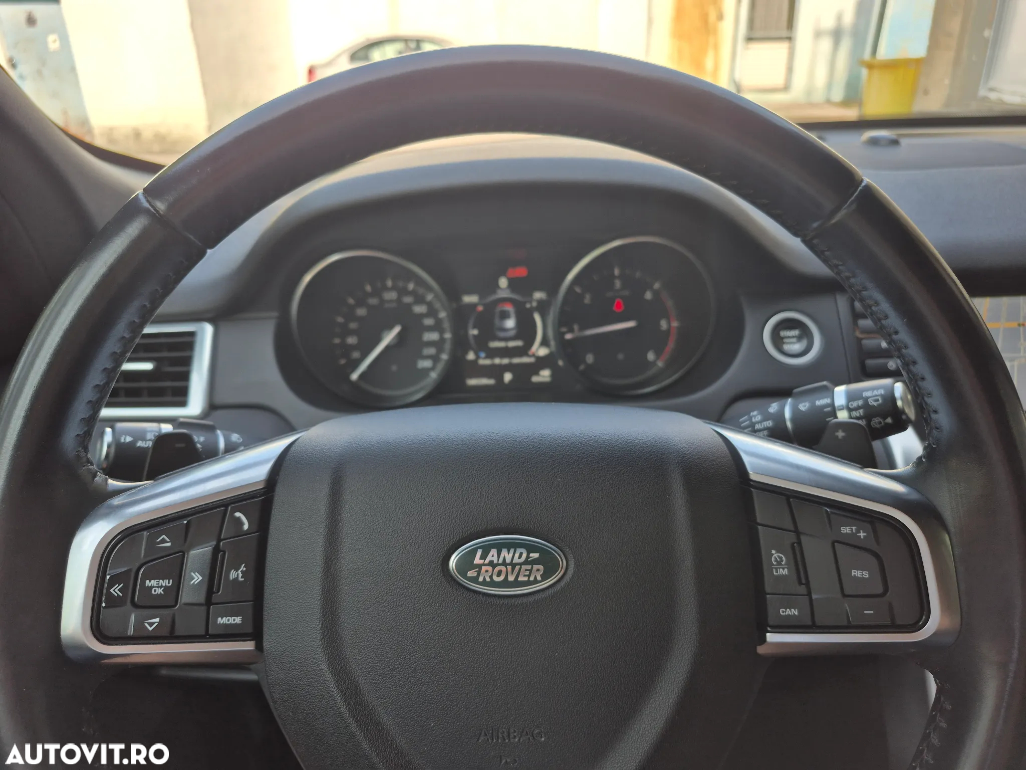 Land Rover Discovery Sport 2.0 D150 R-Dynamic MHEV - 17