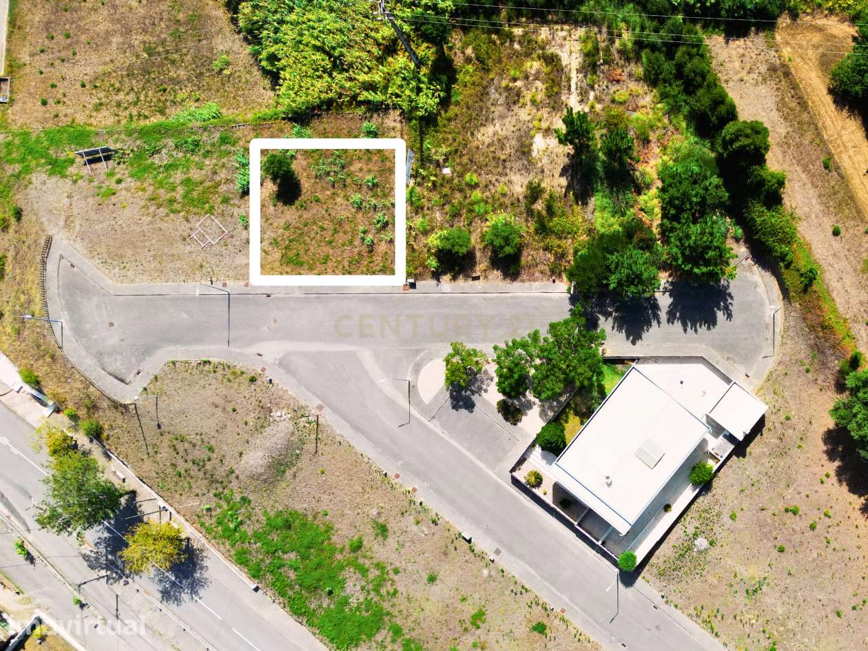 Terreno Urbano de 441m² em Loteamento | A 15km de Aveiro - Grande imagem: 2/27