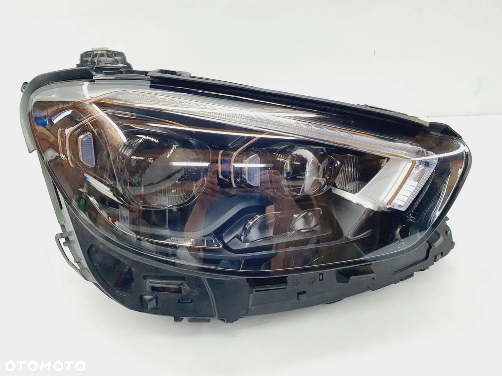 LAMPA PRAWA PRZÓD MERCEDES E KLASA W213 FULL LED LIFT MULTIBEAM A2139060210