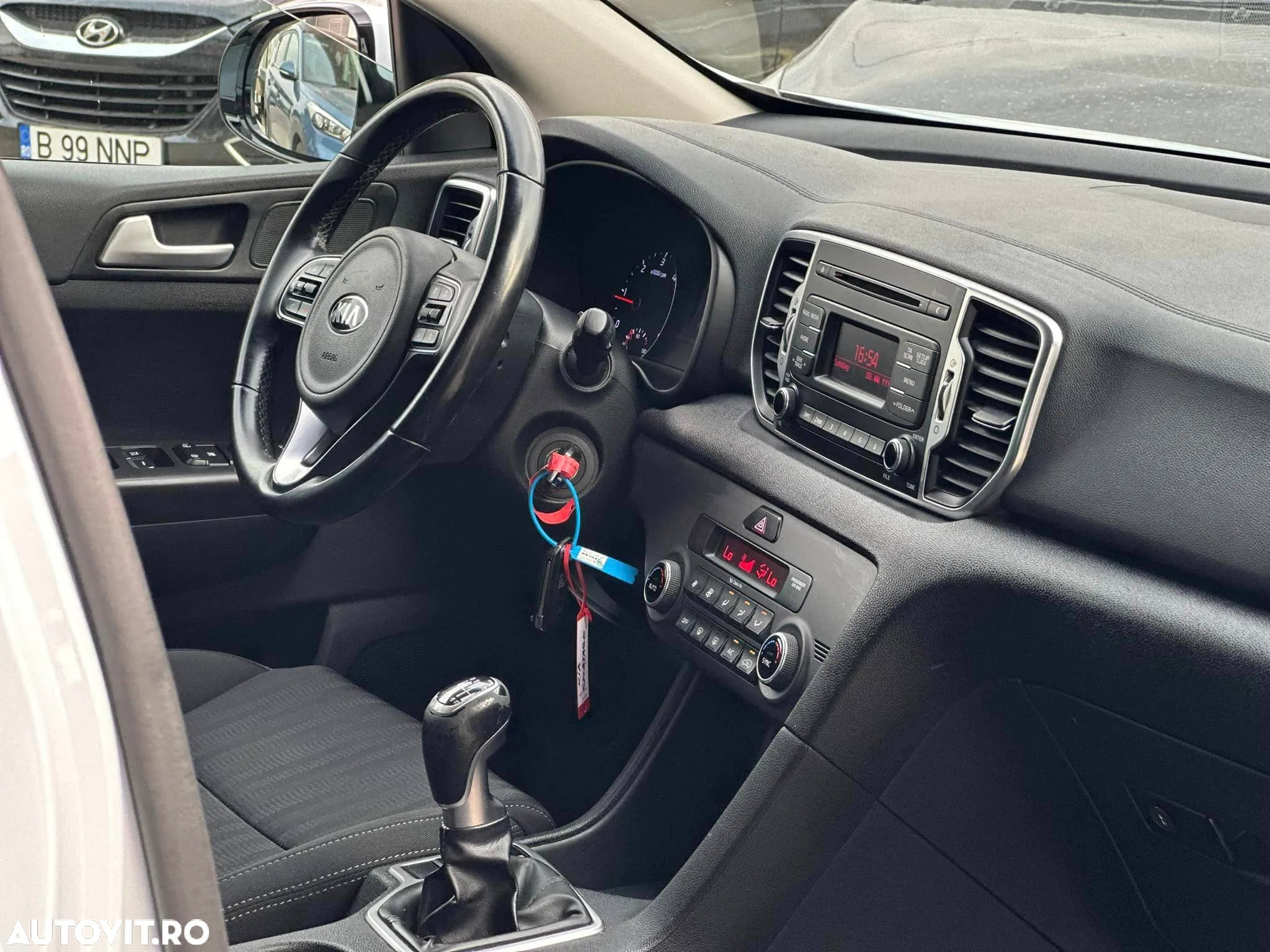 Kia Sportage - 8