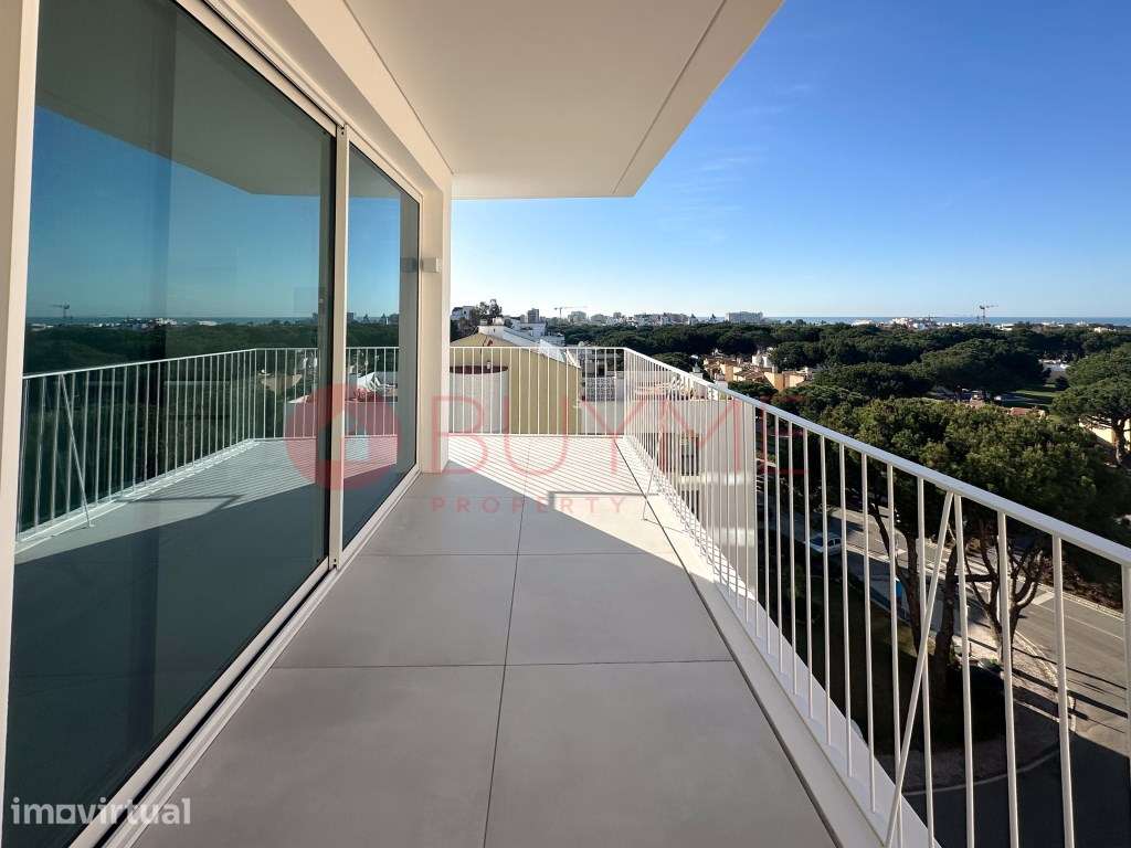 Apartamento T3 Novo em Vilamoura - Exclusividade junto ao mar - Grande imagem: 2/16