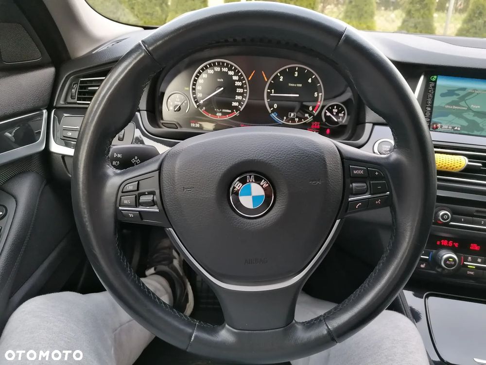 BMW Seria 5 520d Luxury Line - 18