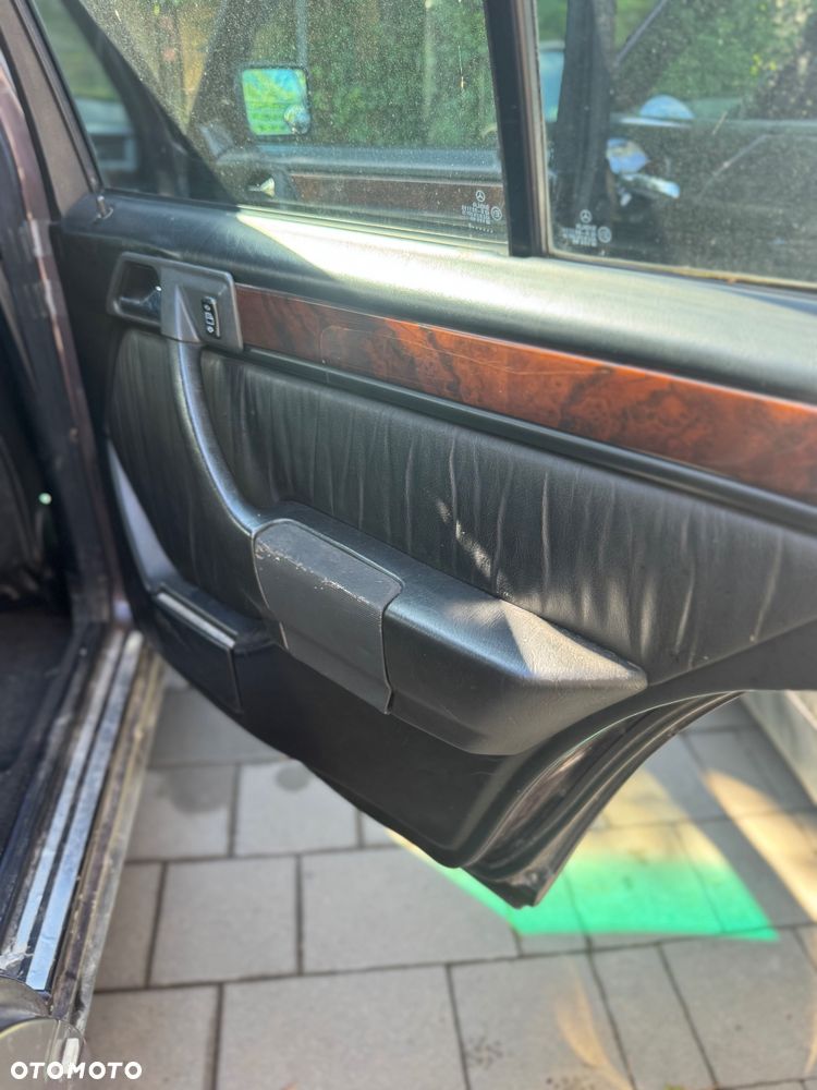Mercedes-Benz W124 (1984-1993) - 30