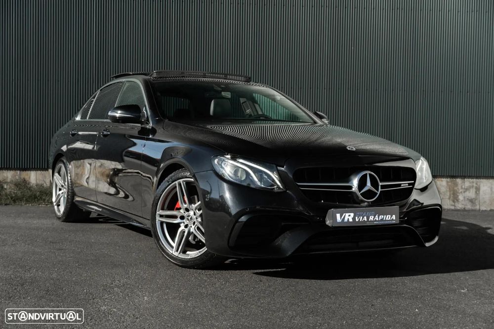 Mercedes-Benz E 220 d Avantgarde - 4