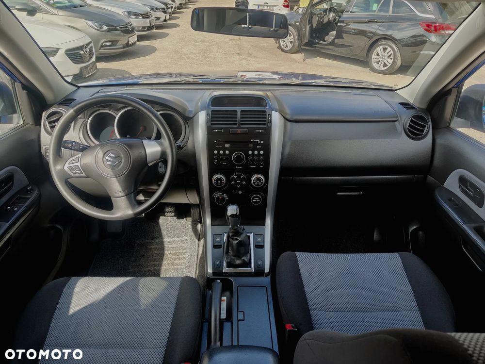 Suzuki Grand Vitara 1.9 DDiS Comfort - 9